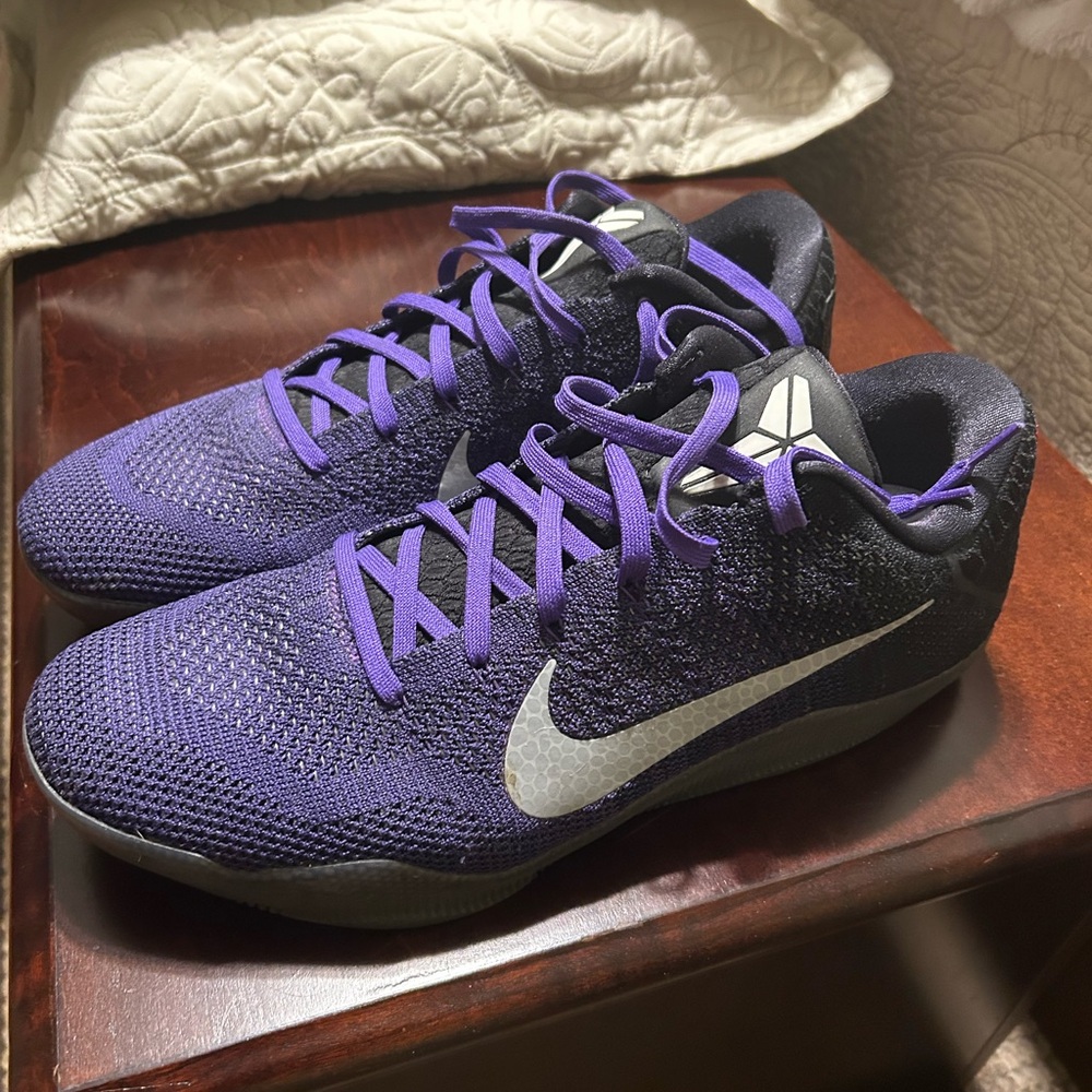 Nike Kobe Elite Eulogy 11’s hyper grape. Do not have original box.
